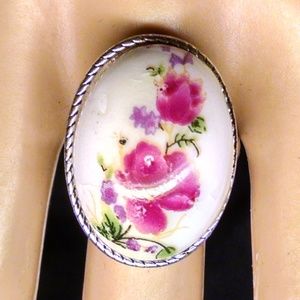 Vintage antique style oval enamel-like rose ring
